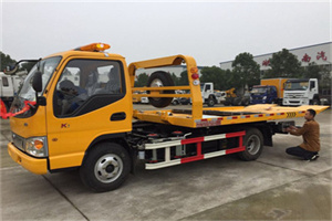 宜州哪里有拖车服务