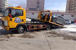 宜州救援拖车费用怎么算